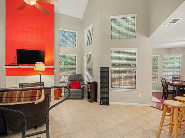 406 Santa Fe Trl APT 46, Irving, TX 75063