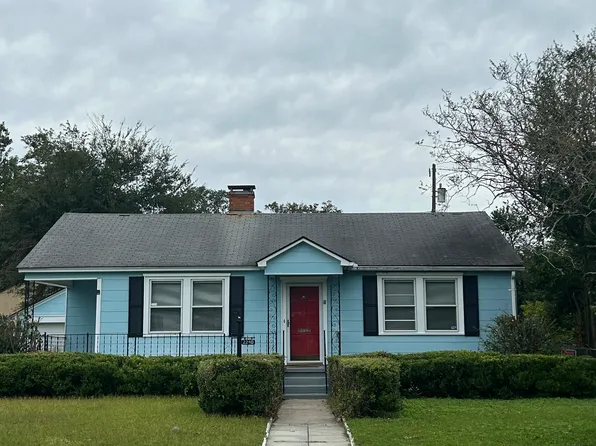 2240 E 42nd St, Savannah, GA 31404