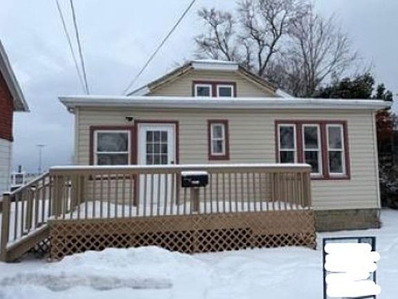 2nd image of 2049 E 39th St