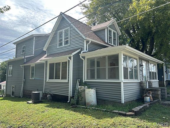 5th image of 2052 3rd Ave