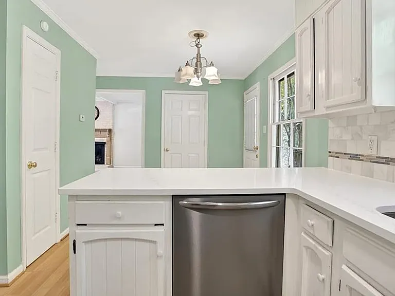 4419 Forest Walk Dr — Photo 16