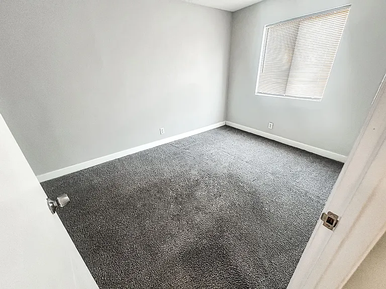 1305 Kari Lee Ct — Photo 8