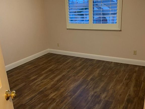 3rd image of 4200 Lillehammer Ct