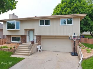 676 Cedar Ln, Bartlett, IL 60103
