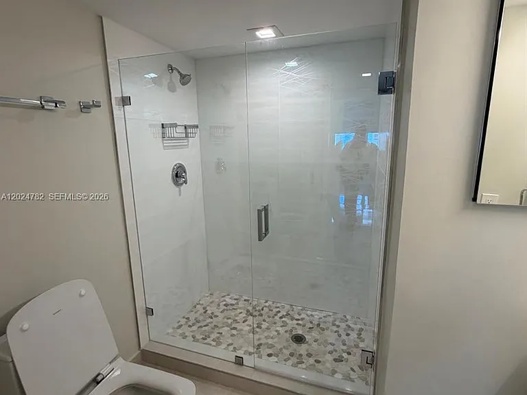 1155 Brickell Bay Dr #2108 — Photo 27