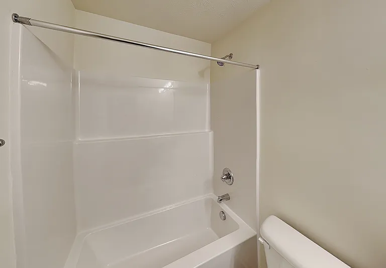 2835 Strauss Ln — Photo 9