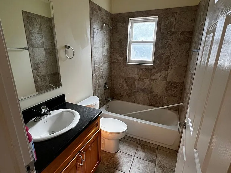 4528 S Hermitage Ave #4 — Photo 8