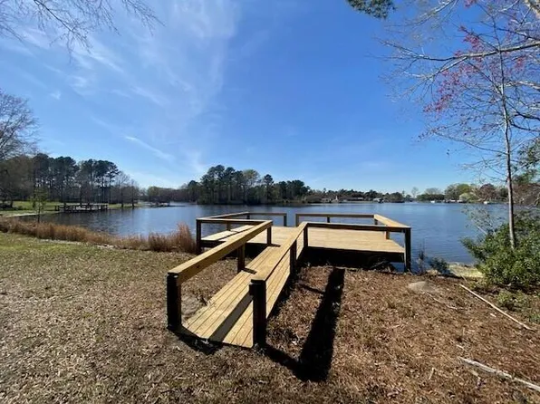 1323 Benbow Rd, Summerton, SC 29148