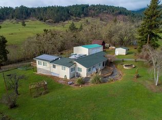 818 Hungry U Ranch Ln, Myrtle Creek, OR 97457