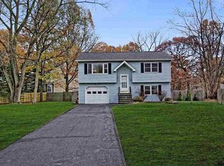 20 Dowling Rd, Colonie, NY 12205