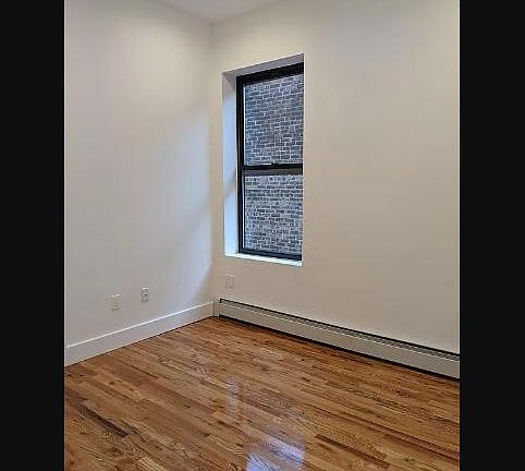4th image of 1442 Taylor Ave #2F