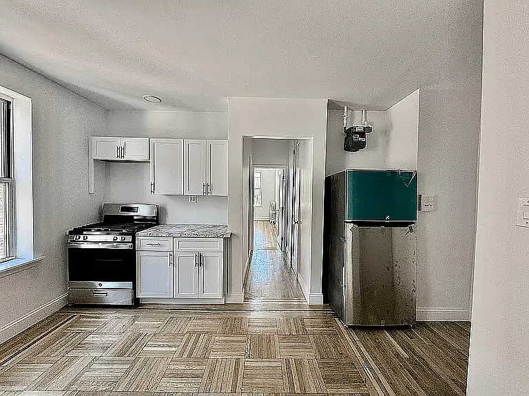 187 Pinehurst Ave #5C — Photo 2