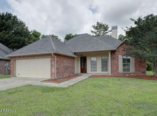 238 Barksdale Dr, Broussard, LA 70518