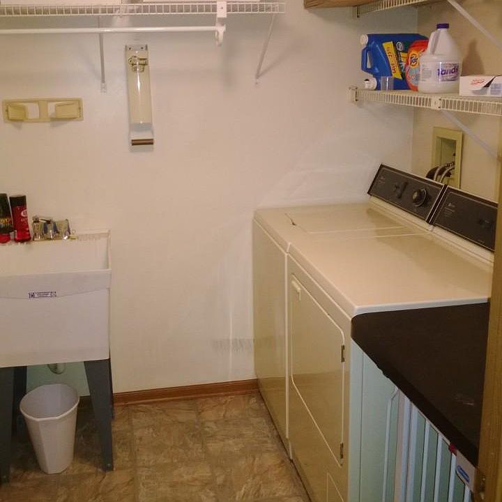 1st image of 921 Little Falls Ct