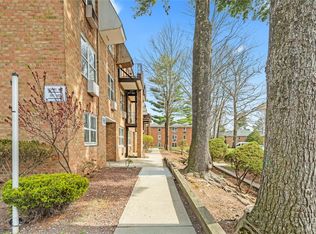 180 Kearsing Parkway #G, Monsey, NY