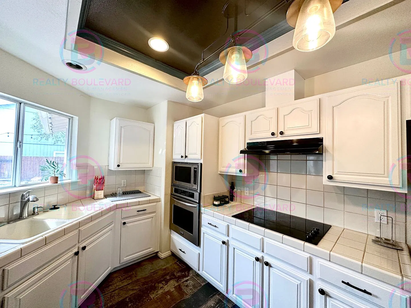 You will absolutely love what this home has to offer! — Photo 3