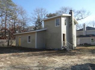 321 Montauk Hwy, East Quogue, NY 11942