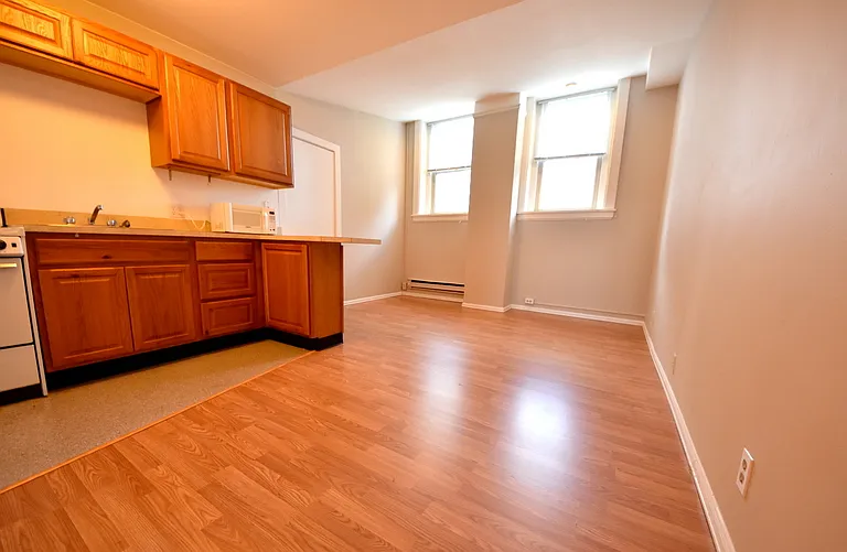 Sherwood Apartments — Photo 27
