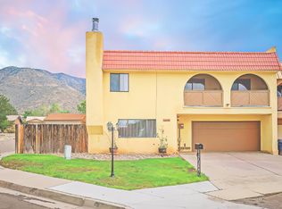 12218 Eric Ct NE, Albuquerque, NM 87112