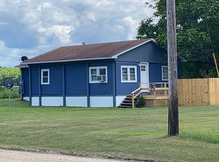 206 South St, Mesick, MI 49668