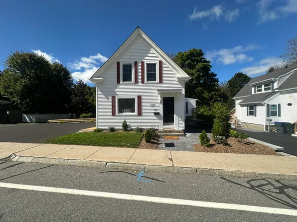 28 Grove St #A, Hopkinton, MA 01748