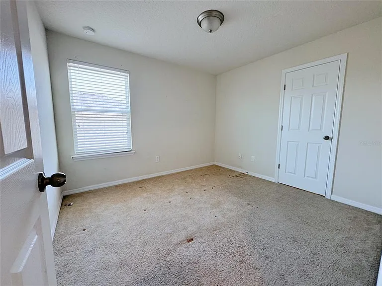 2428 Chateau Loop — Photo 33