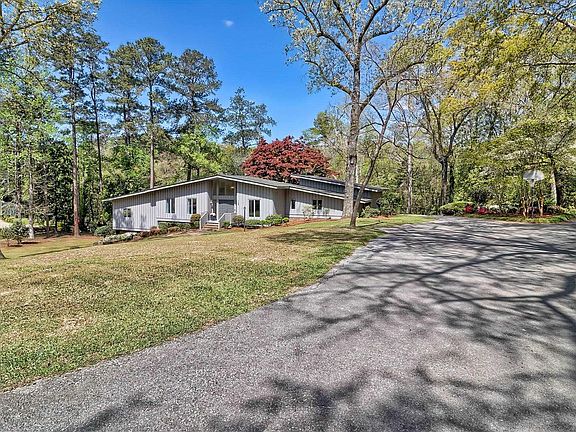 2nd image of 108 Middlebrook Dr