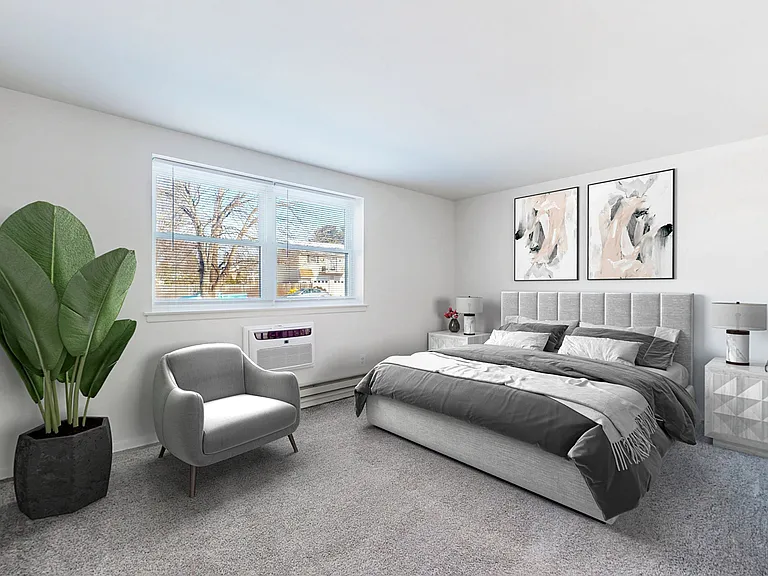 Spring Manor — Photo 3