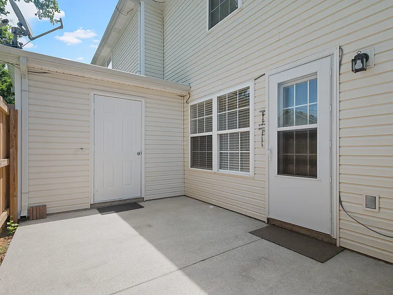 426 Arapaho Dr — Photo 35