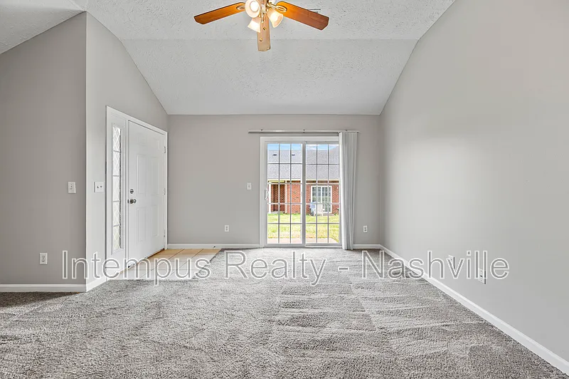 Building Photo - 553 Rose Cottage Cir