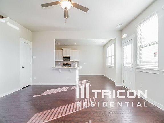 4th image of 4929 Kingdom Dr