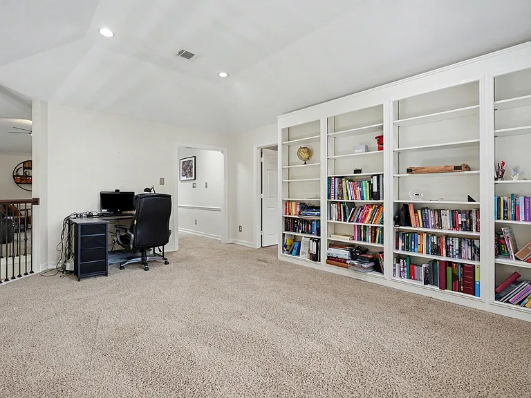 2515 Masters Dr — Photo 26