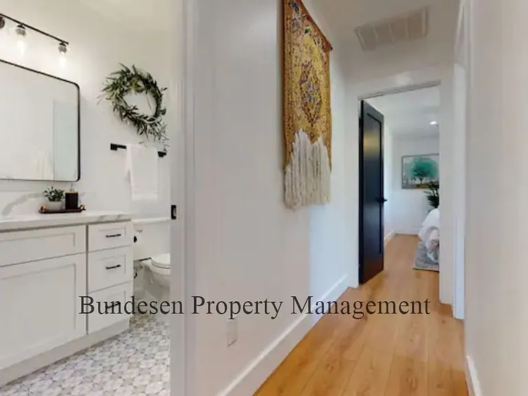 4 Lone Oak Ct — Photo 10
