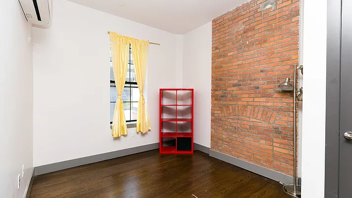 Rented by Nooklyn NYC LLC | media 10