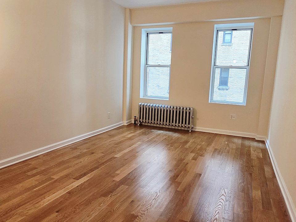 1st image of 302 W 87th St #24