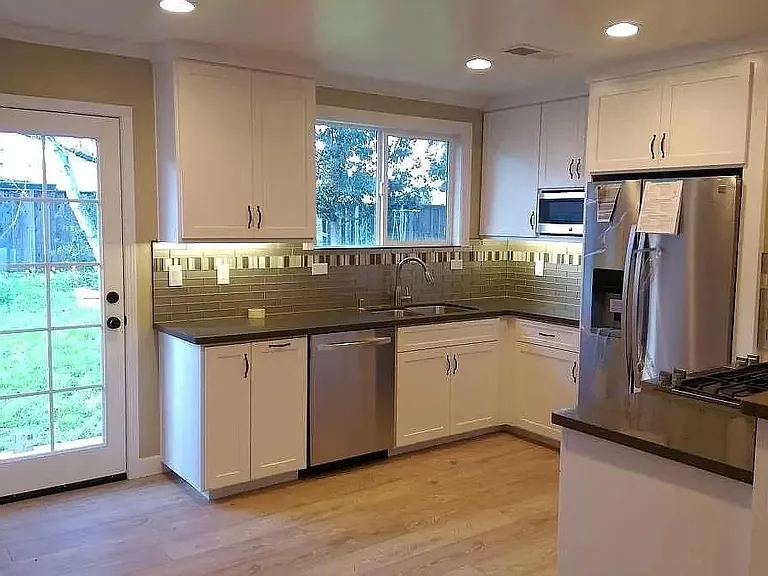 661 N Daniel Way — Photo 13