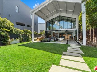 548 Rose Ave, Venice, CA 90291