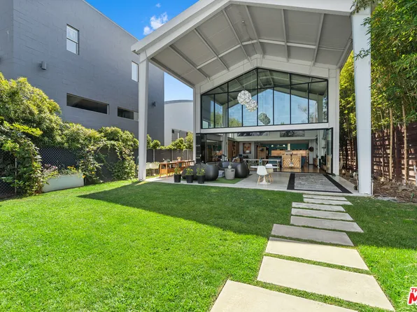 548 Rose Ave, Venice, CA 90291