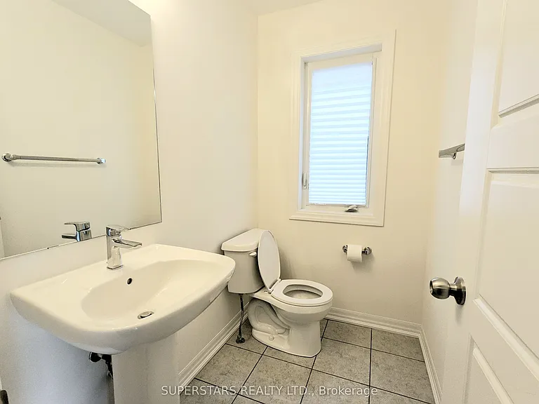 15 Delano Way — Photo 21
