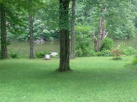 5th image of 87 Redwood Ln