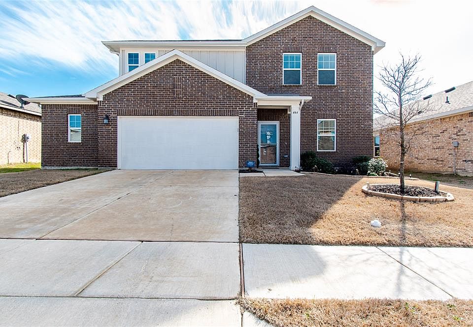 1st image of 444 Glen Meadow Dr