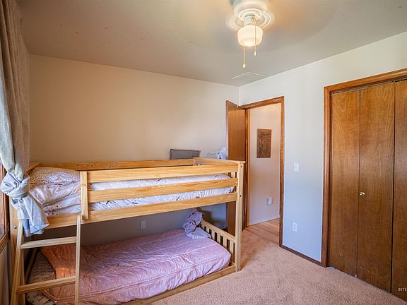 2nd image of 2711 Elizabeth Blvd