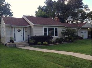 4N020 Nugent St, Addison, IL 60101