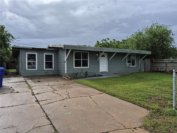 2nd image of 914 Susan Dr