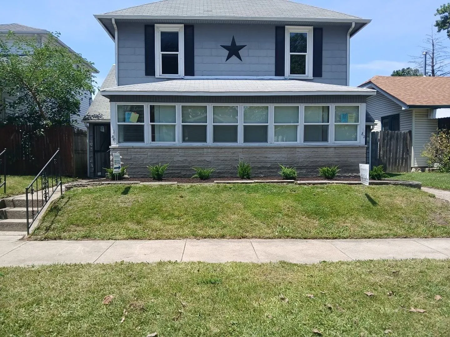 80-82 North 5th Avenue — Photo 1