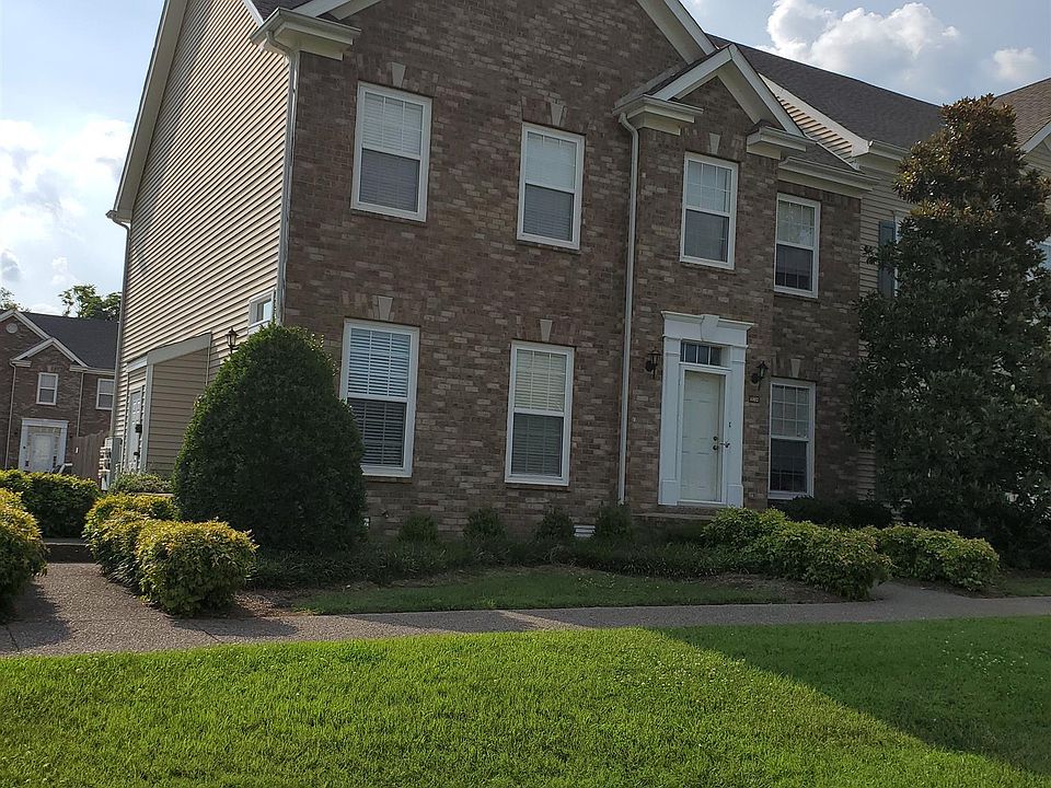 1st image of 1000 McKenna Dr #B1