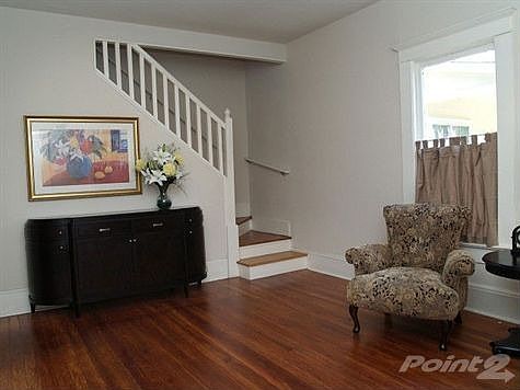tour538599_Living 2_640_480