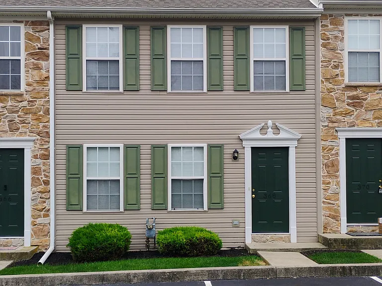 368 Cherry St — Photo 1