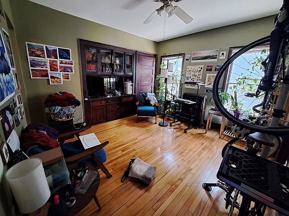 3rd image of 615 6th St SE #5