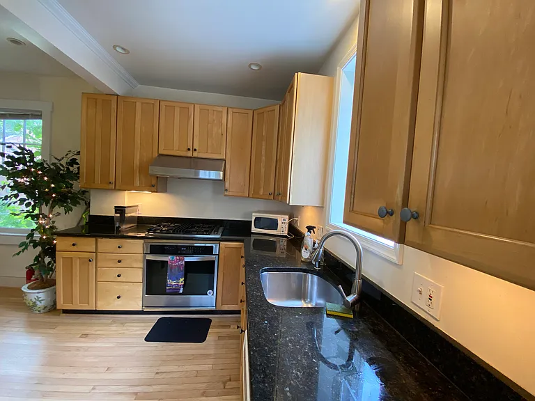 5355 42nd Pl NW — Photo 11